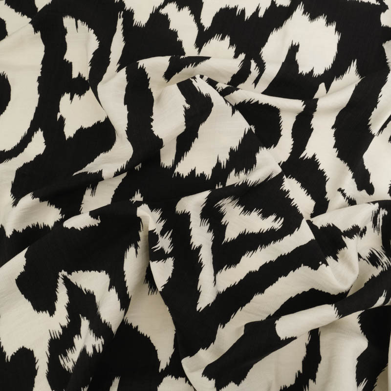 Viscose Texturée Zella Noir - Maison Klem